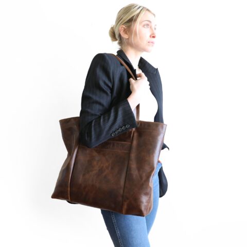 scarborough | twin pocket tote | all leather